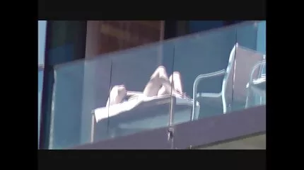 Two doctors abundantly keihard neuken covered in sperma gezicht babe in wit kousen