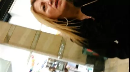 Ik keek naar de foto ' s porn hard zoo en wilde mijn harige poesje behagen