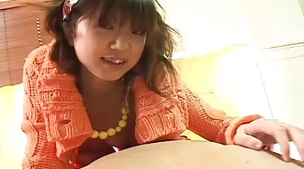 Milf met een harige voorbank hardsextube geniet van seks met een man